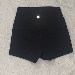 Lululemon High Rise Wunder Under Short